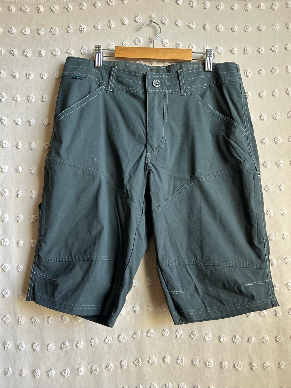 Kuhl Men’s Renegade Short Cargo 12” Inseam Sz 32 Charcoal‎ Grey